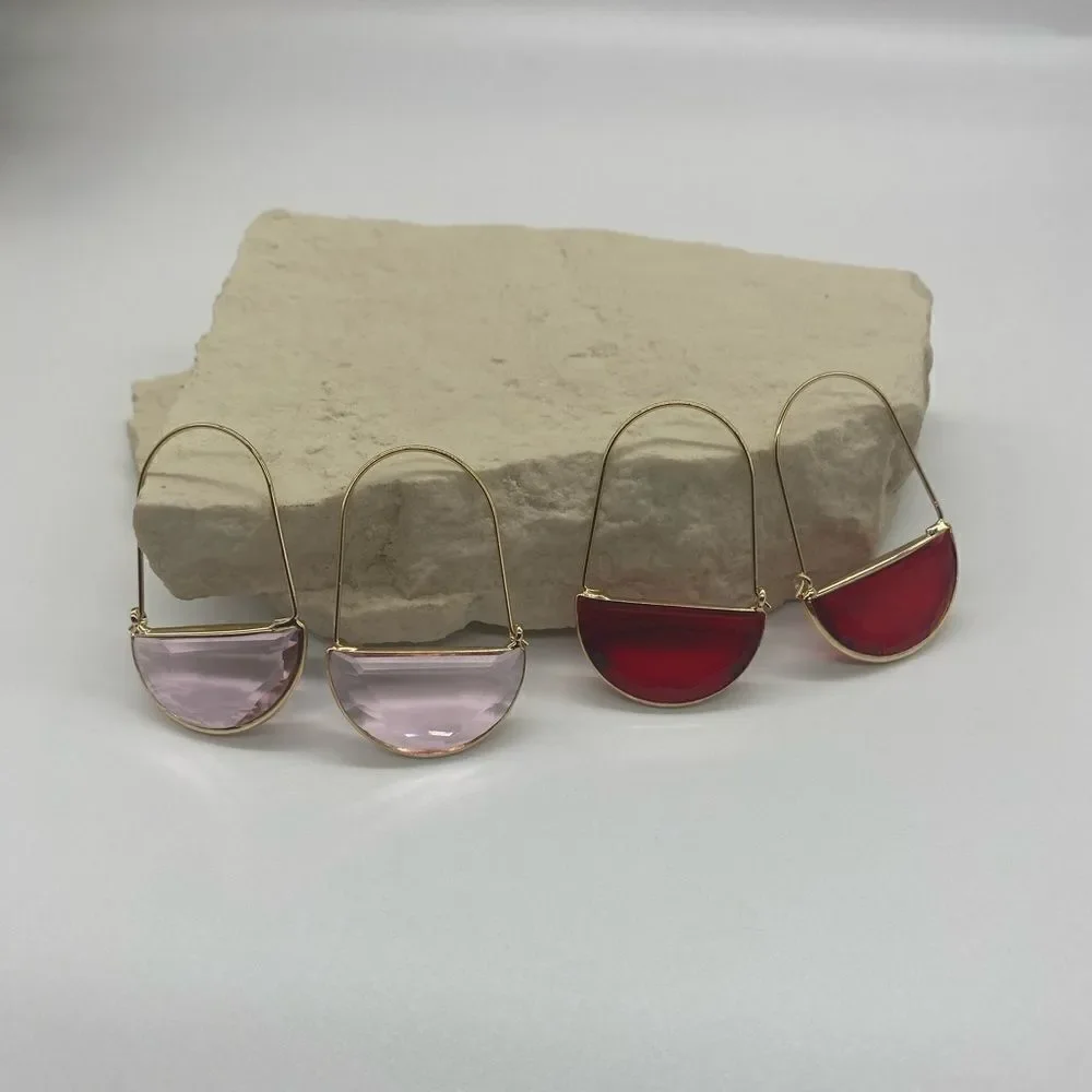✨🆕✨ Boho Chic Crescent Hoop Glass Earrings in Green, Red, Pink, Amber, Clear ✨